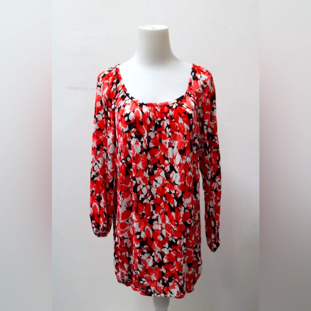 Michael Kors floral 3/4 length sleeve vintage top.